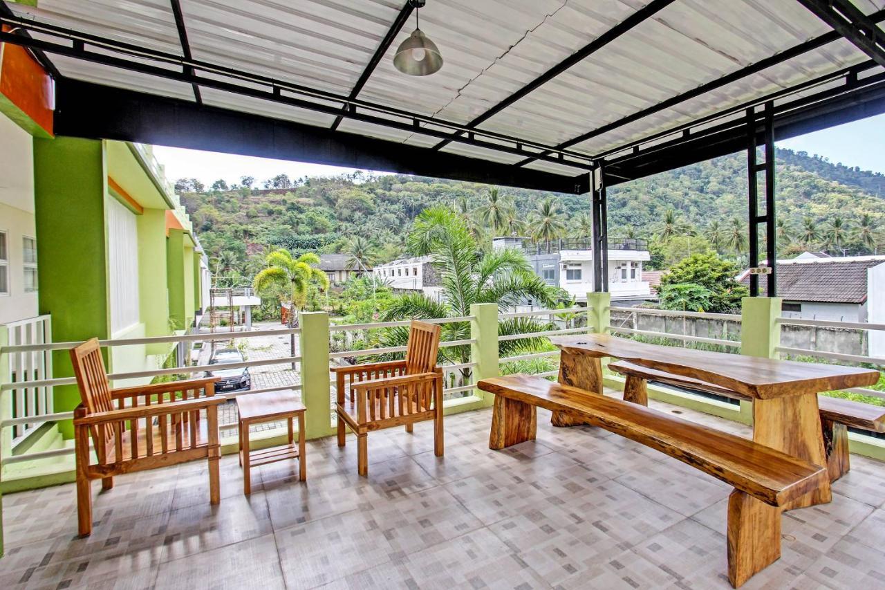 Capital O 91384 Rintaka Residence Senggigi Bagian luar foto