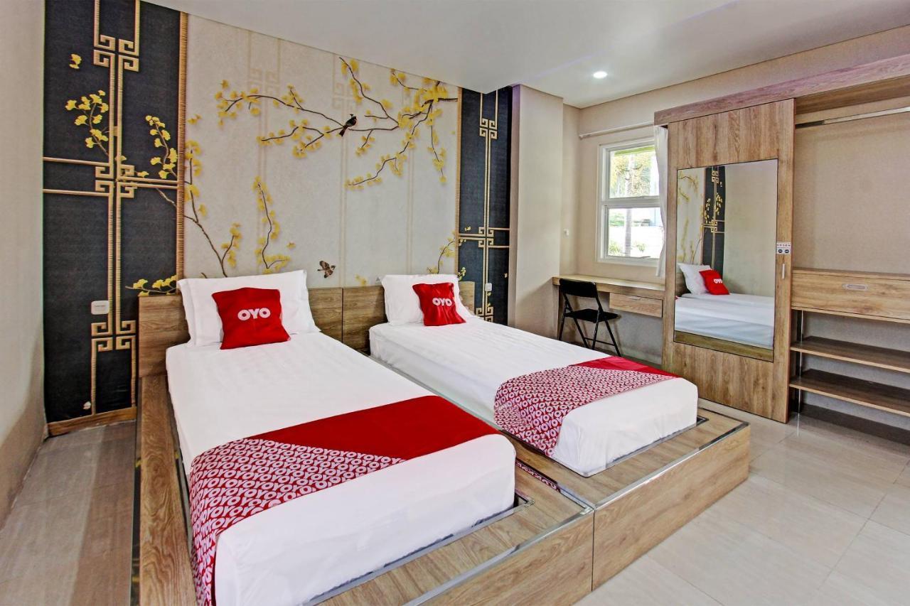 Capital O 91384 Rintaka Residence Senggigi Bagian luar foto